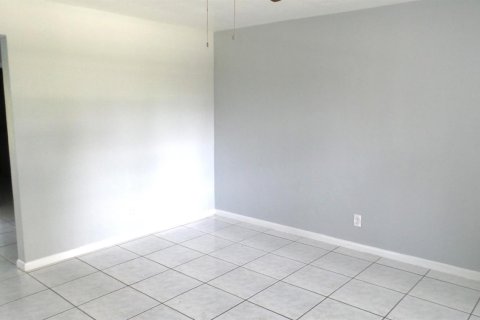 Villa ou maison à vendre à Cooper City, Floride: 2 chambres, 72 m2 № 2085229 - photo 5
