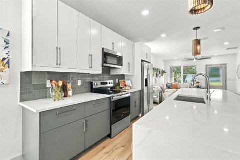 Villa ou maison à vendre à Saint Petersburg, Floride: 3 chambres, 144 m2 № 2420147 - photo 12