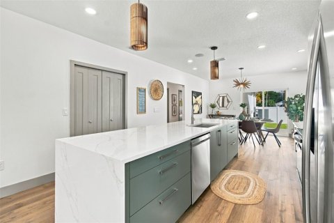 Villa ou maison à vendre à Saint Petersburg, Floride: 3 chambres, 144 m2 № 2420147 - photo 11