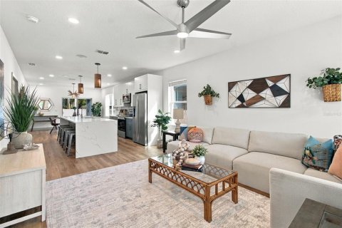Villa ou maison à vendre à Saint Petersburg, Floride: 3 chambres, 144 m2 № 2420147 - photo 2