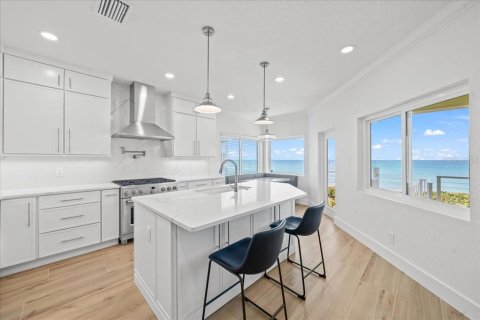 Casa en venta en Melbourne Beach, Florida, 4 dormitorios, 296.82 m2 № 1799749 - foto 6