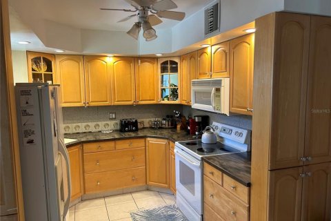 Casa en alquiler en Seminole, Florida, 3 dormitorios, 121.79 m2 № 1843342 - foto 6