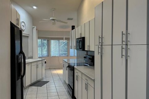 Casa en alquiler en Palm Coast, Florida, 3 dormitorios, 187.48 m2 № 1914979 - foto 15