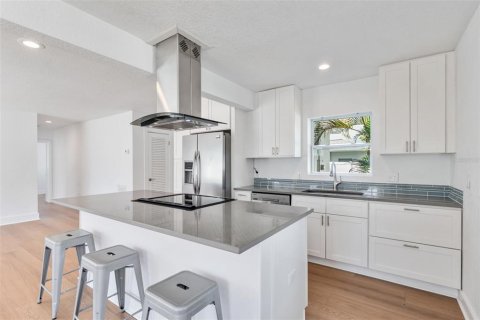 Casa en venta en Clearwater, Florida, 3 dormitorios, 116.87 m2 № 1901956 - foto 8