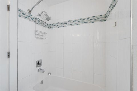 Casa en venta en Clearwater, Florida, 3 dormitorios, 116.87 m2 № 1901956 - foto 15