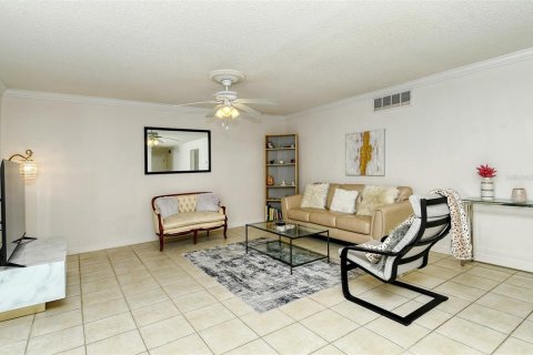 Condominio en alquiler en Sarasota, Florida, 2 dormitorios, 97.45 m2 № 1090888 - foto 9