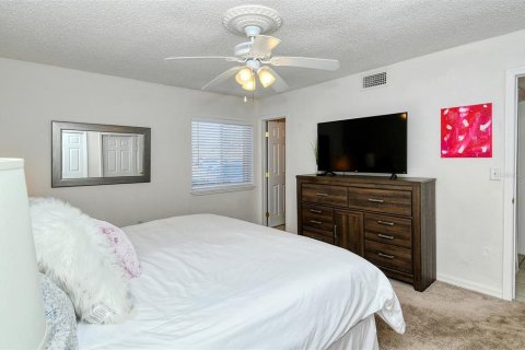 Condominio en alquiler en Sarasota, Florida, 2 dormitorios, 97.45 m2 № 1090888 - foto 18
