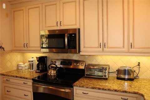 Condominio en alquiler en Bradenton, Florida, 3 dormitorios, 176.51 m2 № 1675684 - foto 4