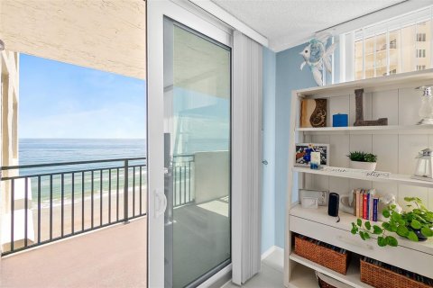 Condominio en venta en Daytona Beach, Florida, 1 dormitorio, 80.36 m2 № 1899548 - foto 15