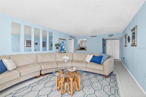 Condominio en venta en Daytona Beach, Florida, 1 dormitorio, 80.36 m2 № 1899548 - foto 7