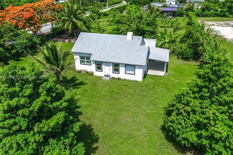 House in Homestead, Florida 4 bedrooms, 172.43 sq.m. № 2185908 - photo 13