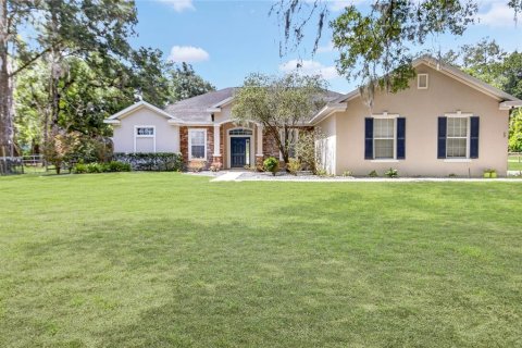 House in Ocala, Florida 4 bedrooms, 235.88 sq.m. № 2216242