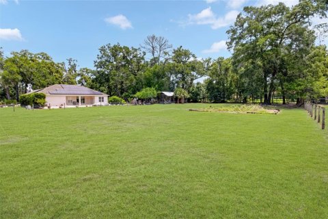 House in Ocala, Florida 4 bedrooms, 235.88 sq.m. № 2216242 - photo 6