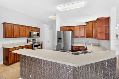 House in Ocala, Florida 4 bedrooms, 235.88 sq.m. № 2216242 - photo 27