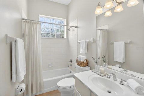 House in Ocala, Florida 4 bedrooms, 235.88 sq.m. № 2216242 - photo 9