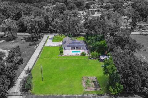 House in Ocala, Florida 4 bedrooms, 235.88 sq.m. № 2216242 - photo 21