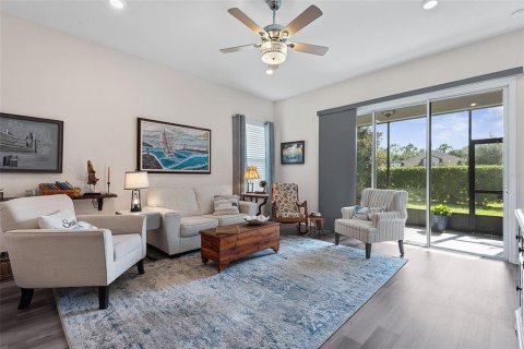 House in Ormond Beach, Florida 2 bedrooms, 156.73 sq.m. № 2208003 - photo 12