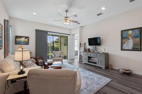 House in Ormond Beach, Florida 2 bedrooms, 156.73 sq.m. № 2208003 - photo 13
