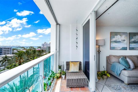 Condominio en venta en Miami Beach, Florida, 1 dormitorio, 84.54 m2 № 1780130 - foto 12