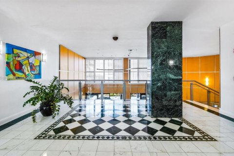 Condominio en venta en Miami Beach, Florida, 1 dormitorio, 84.54 m2 № 1780130 - foto 21