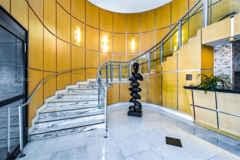 Condominio en venta en Miami Beach, Florida, 1 dormitorio, 84.54 m2 № 1780130 - foto 20