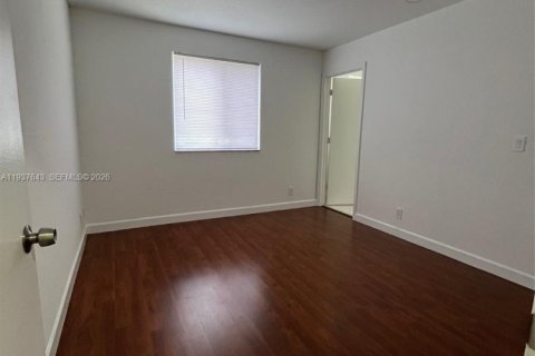 Adosado en alquiler en Weston, Florida, 2 dormitorios, 107.3 m2 № 1995539 - foto 16