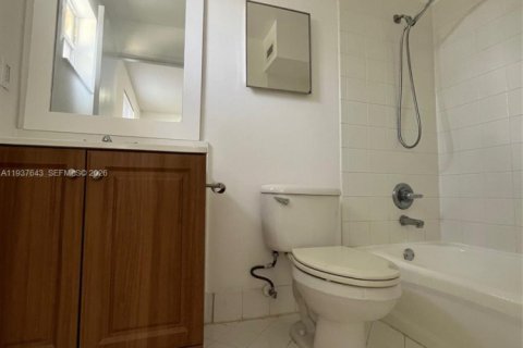 Adosado en alquiler en Weston, Florida, 2 dormitorios, 107.3 m2 № 1995539 - foto 20