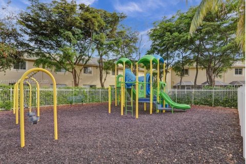 Adosado en alquiler en Weston, Florida, 2 dormitorios, 107.3 m2 № 1995539 - foto 22