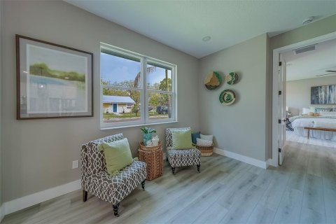 House in Largo, Florida 3 bedrooms, 170.2 sq.m. № 1787498 - photo 23