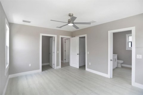 House in Lakeland, Florida 3 bedrooms, 176.51 sq.m. № 1913313 - photo 27