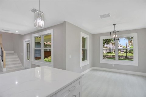 House in Lakeland, Florida 3 bedrooms, 176.51 sq.m. № 1913313 - photo 14
