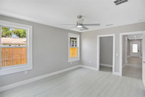House in Lakeland, Florida 3 bedrooms, 176.51 sq.m. № 1913313 - photo 28