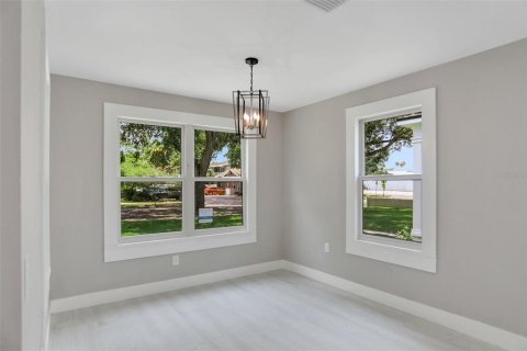 House in Lakeland, Florida 3 bedrooms, 176.51 sq.m. № 1913313 - photo 22