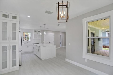 House in Lakeland, Florida 3 bedrooms, 176.51 sq.m. № 1913313 - photo 20