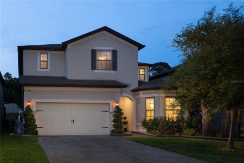 House in Lake Mary, Florida 4 bedrooms, 331.38 sq.m. № 1686686 - photo 6