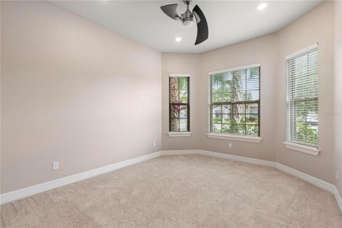 House in Lake Mary, Florida 4 bedrooms, 331.38 sq.m. № 1686686 - photo 9