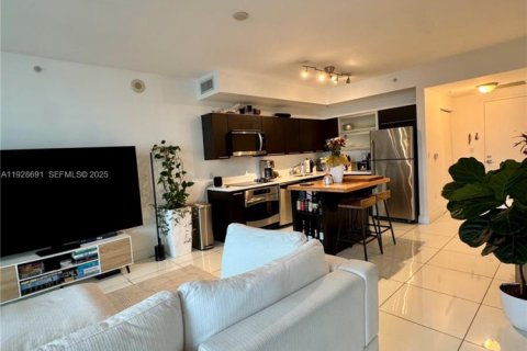 Снять в аренду кондоминиум в Майами, Флорида 1 спальня, 78.6м2, № 2034585 - фото 16