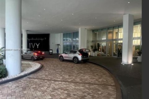 Снять в аренду кондоминиум в Майами, Флорида 1 спальня, 78.6м2, № 2034585 - фото 20