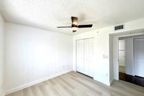 Condominio en alquiler en Royal Palm Beach, Florida, 3 dormitorios, 108.97 m2 № 2088219 - foto 29