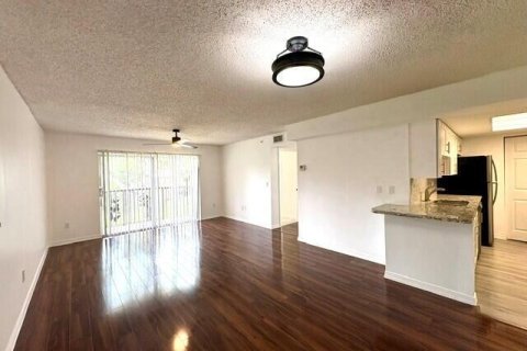 Condominio en alquiler en Royal Palm Beach, Florida, 3 dormitorios, 108.97 m2 № 2088219 - foto 23