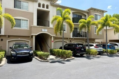Condominio en Royal Palm Beach, Florida, 3 dormitorios № 2088219