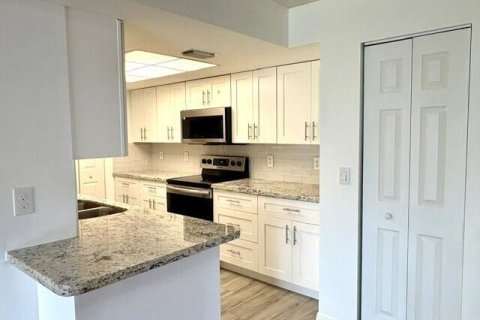 Condominio en alquiler en Royal Palm Beach, Florida, 3 dormitorios, 108.97 m2 № 2088219 - foto 6