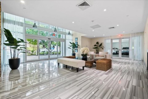 Condominio en venta en Aventura, Florida, 2 dormitorios, 134.99 m2 № 2057780 - foto 16