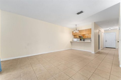 Condominio en venta en Gainesville, Florida, 2 dormitorios, 101.08 m2 № 1856404 - foto 8