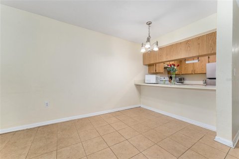Condominio en venta en Gainesville, Florida, 2 dormitorios, 101.08 m2 № 1856404 - foto 14