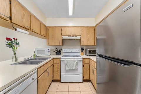 Condominio en venta en Gainesville, Florida, 2 dormitorios, 101.08 m2 № 1856404 - foto 9