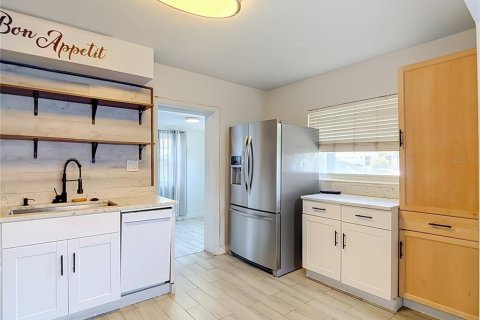 Villa ou maison à vendre à Tampa, Floride: 3 chambres, 148.83 m2 № 2200457 - photo 7