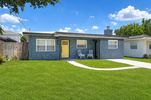 Villa ou maison à vendre à Tampa, Floride: 3 chambres, 148.83 m2 № 2200457 - photo 3