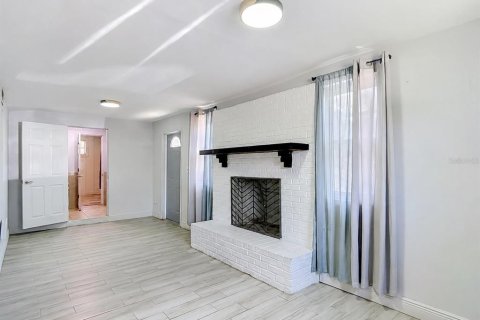 Villa ou maison à vendre à Tampa, Floride: 3 chambres, 148.83 m2 № 2200457 - photo 11