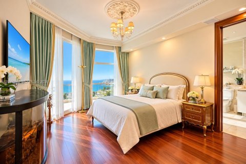 Condo in Sunny Isles Beach, Florida, 4 bedrooms  № 2392805 - photo 12